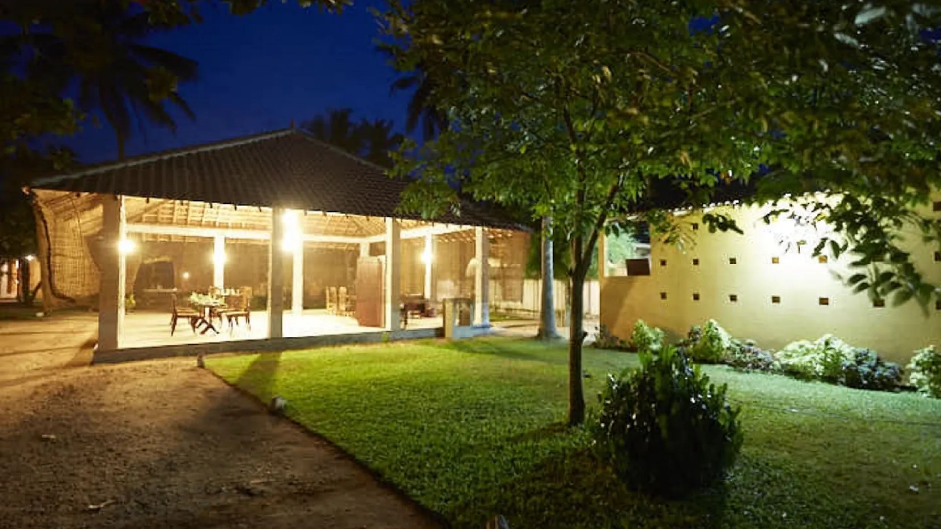 *** Guest house Villa Sunbird Negombo Sri Lanka