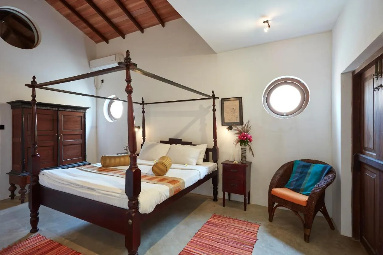 Villa Sunbird Negombo 3*,